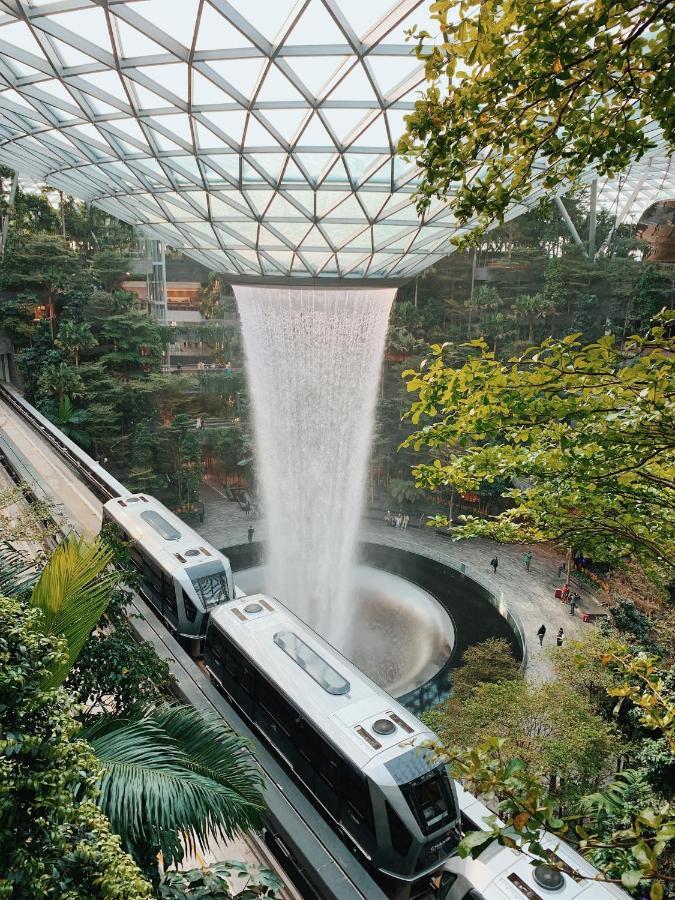 Yotelair Singapore Changi Airport Landside Exterior foto
